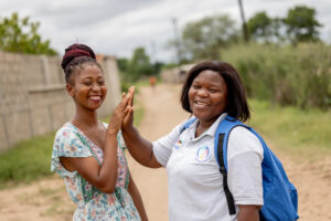 m2m Mentor Mother Isabel with a client